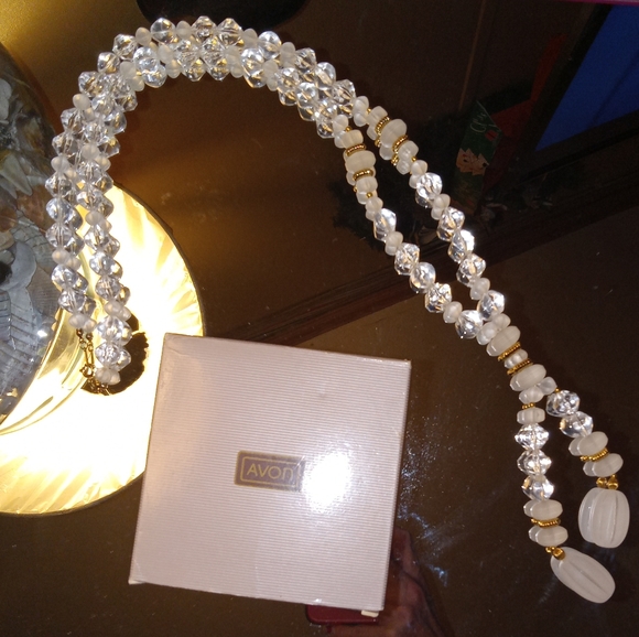 Avon Jewelry - Vintage 1989 sparkling rope necklace nib